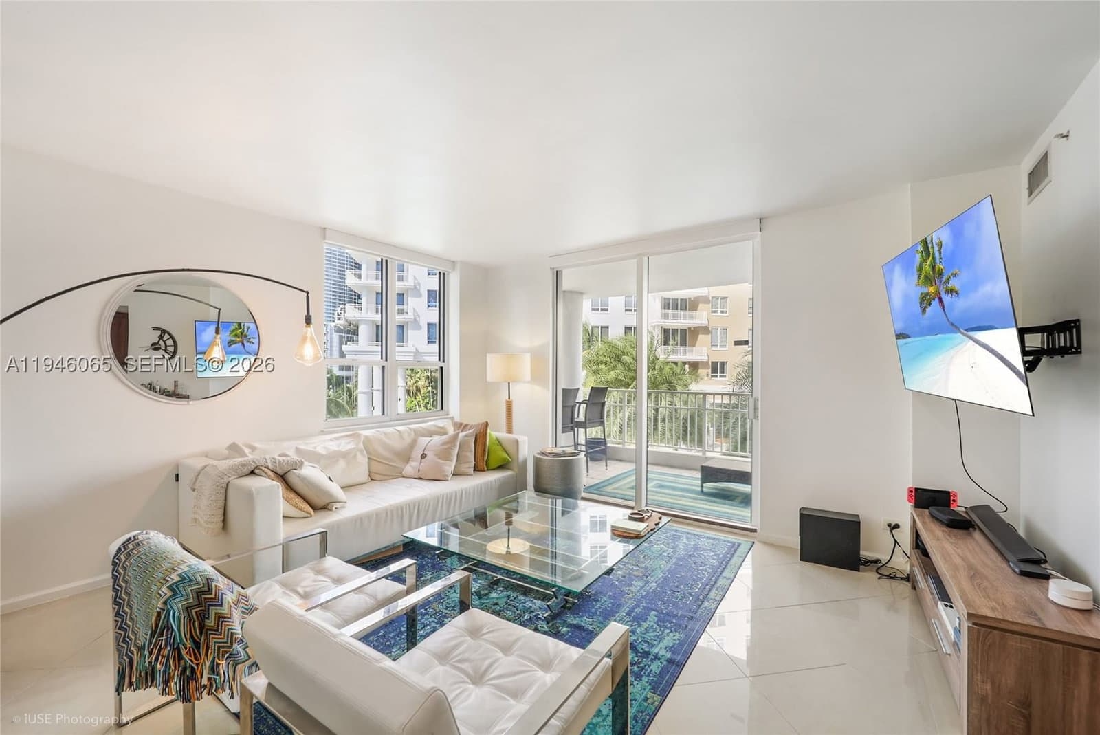 2+1 Condo — 701 Brickell Key Blvd #404, Miami, FL 33131