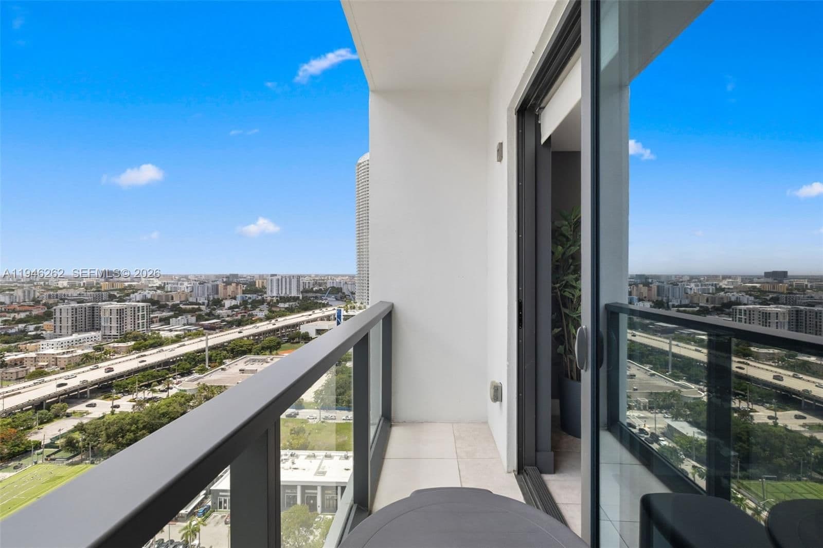 2+1 Condo — 239 9th St #2303, Miami, FL 33130