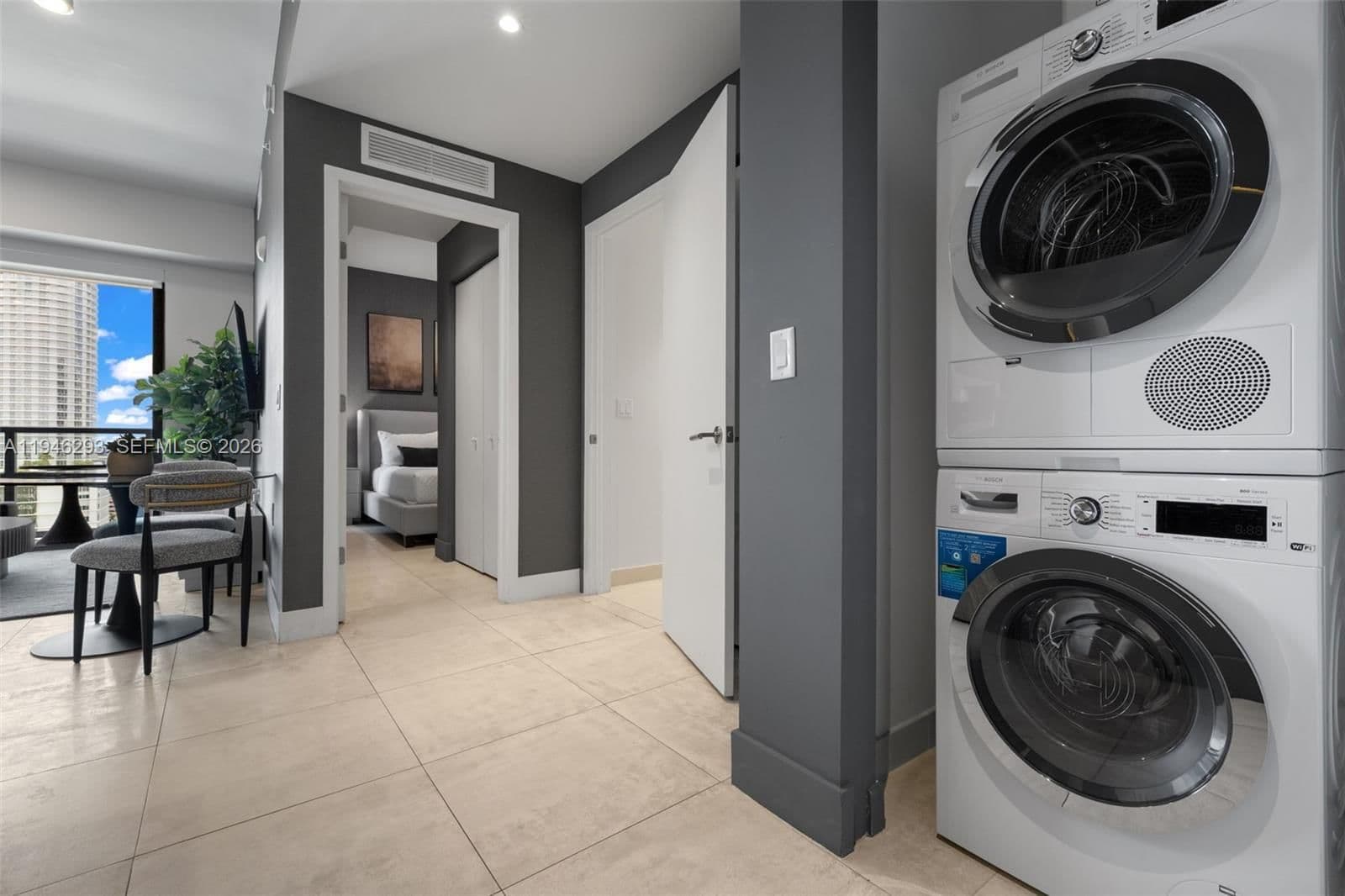 1+1 Condo — 239 9th St #1604, Miami, FL 33130