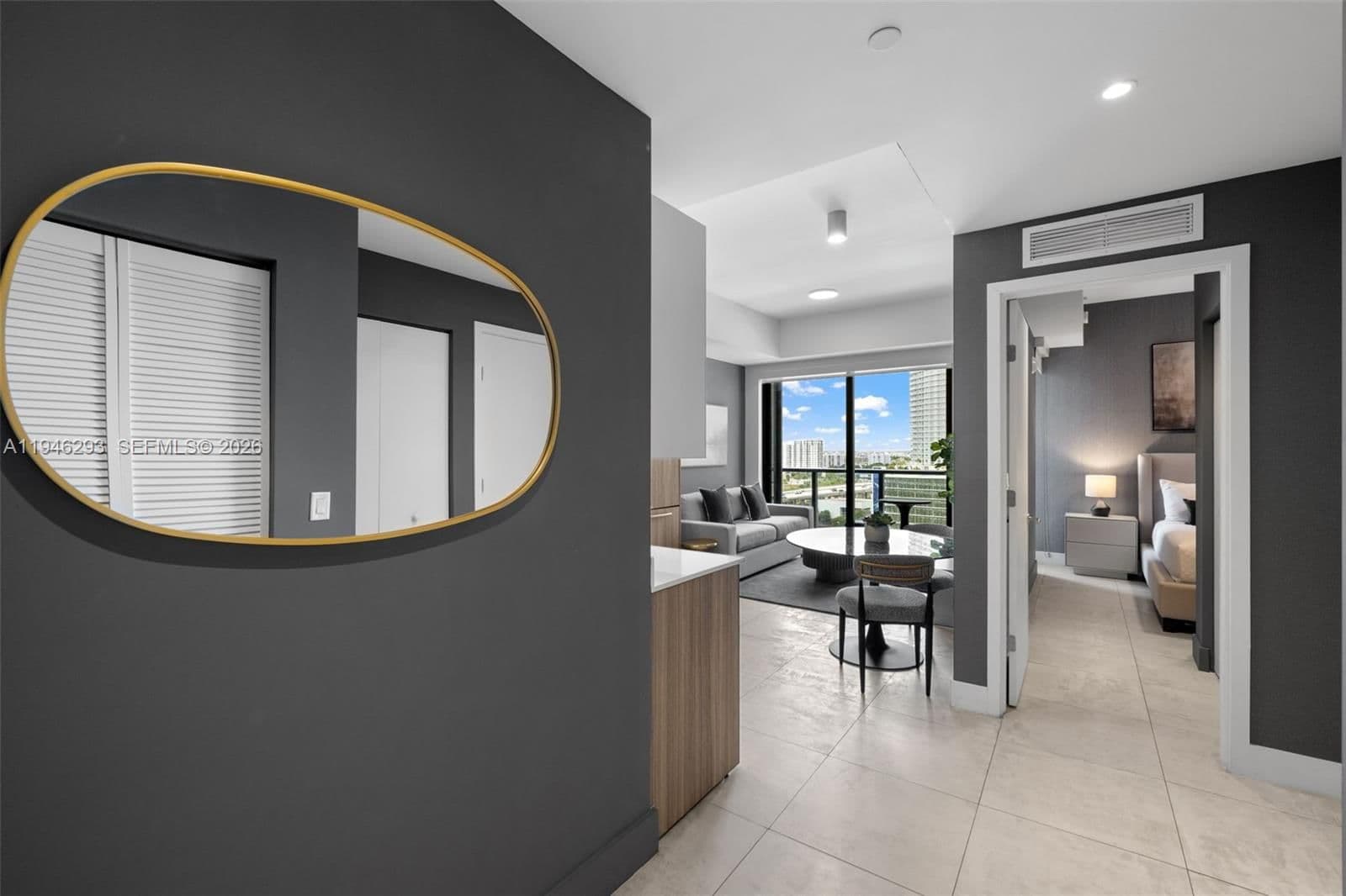 1+1 Condo — 239 9th St #1604, Miami, FL 33130