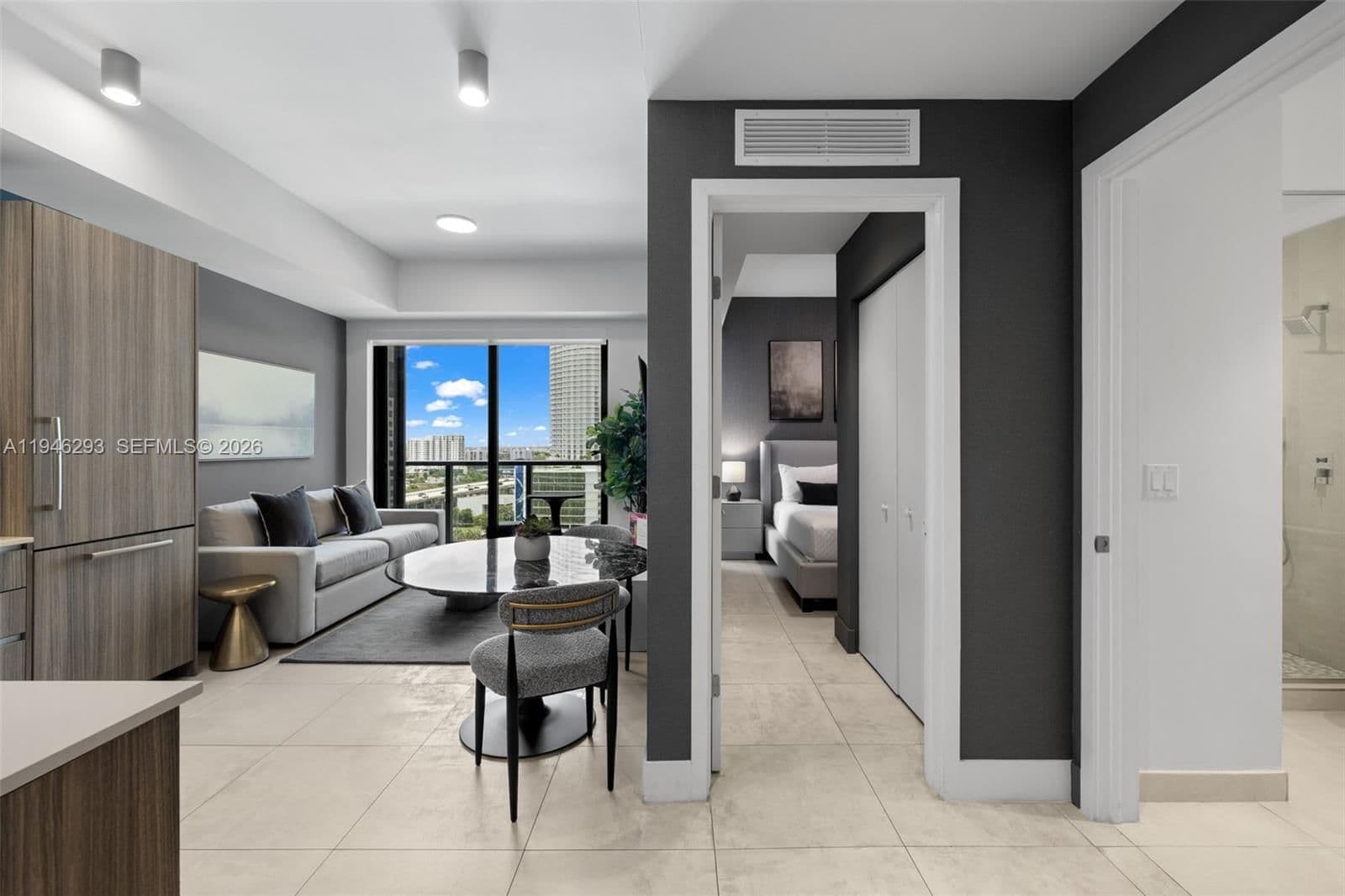 1+1 Condo — 239 9th St #1604, Miami, FL 33130