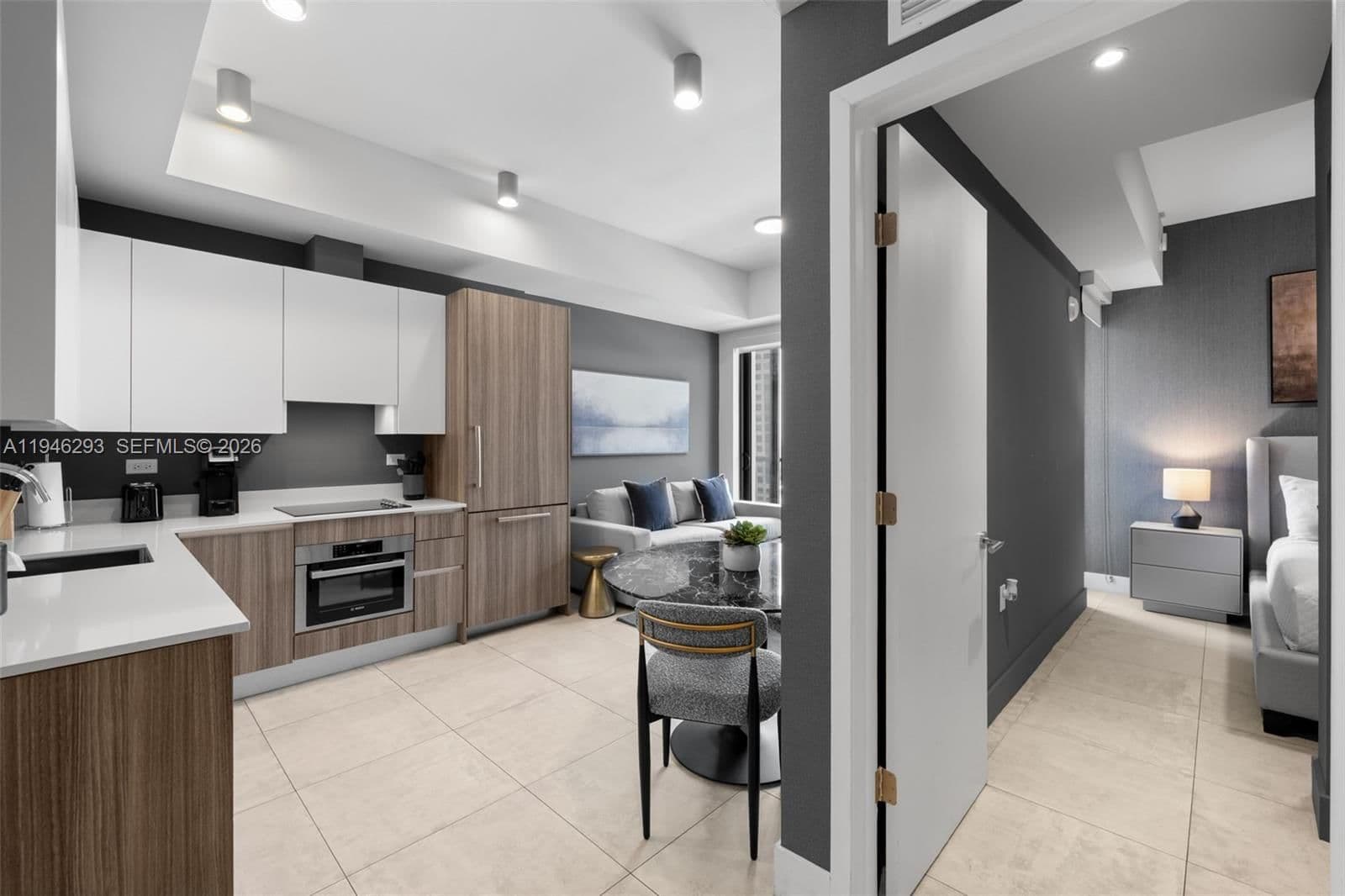 1+1 Condo — 239 9th St #1604, Miami, FL 33130