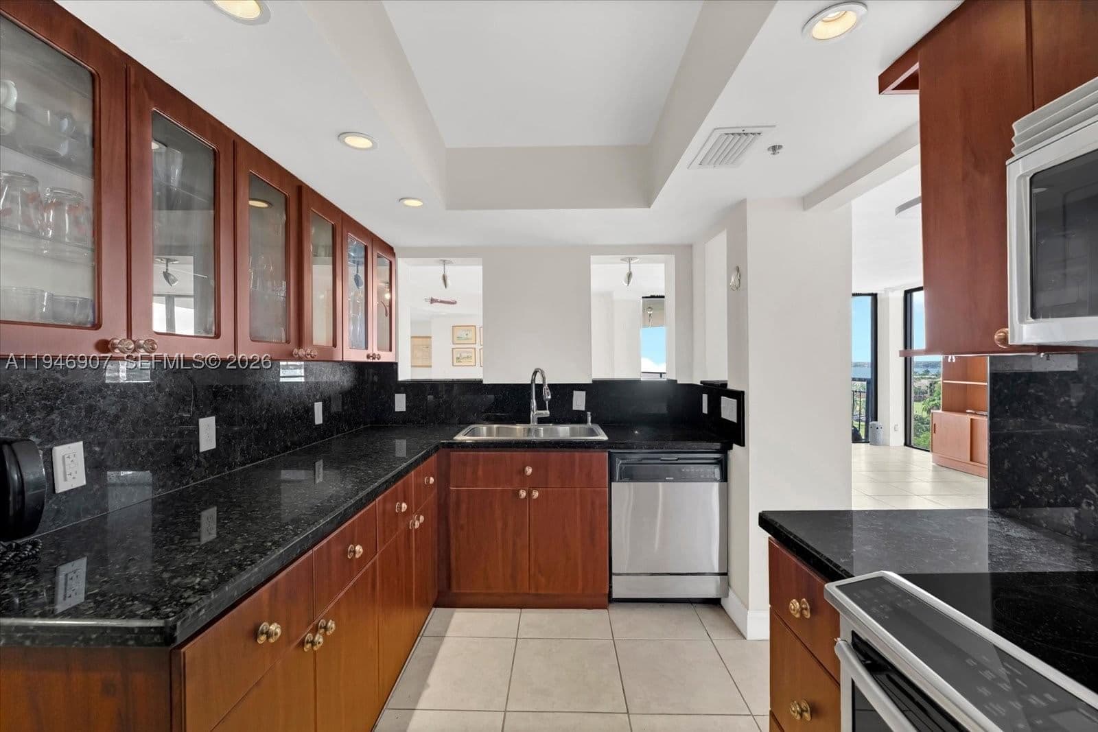 2+1 Condo — 2843 Bayshore Dr #11C, Miami, FL 33133