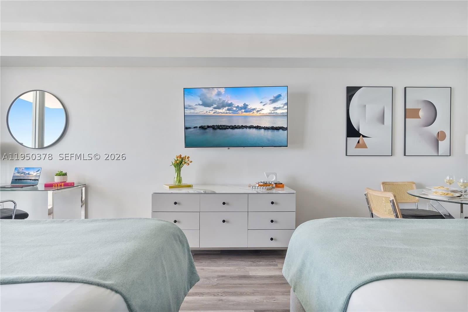 Condo — 2889 Mcfarlane Rd #1409, Miami, FL 33133