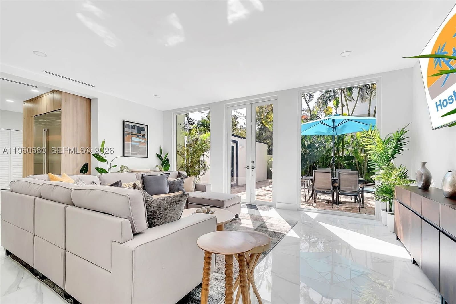 4+1 Müstakil ev — 1702 Espanola Dr, Miami, FL 33133