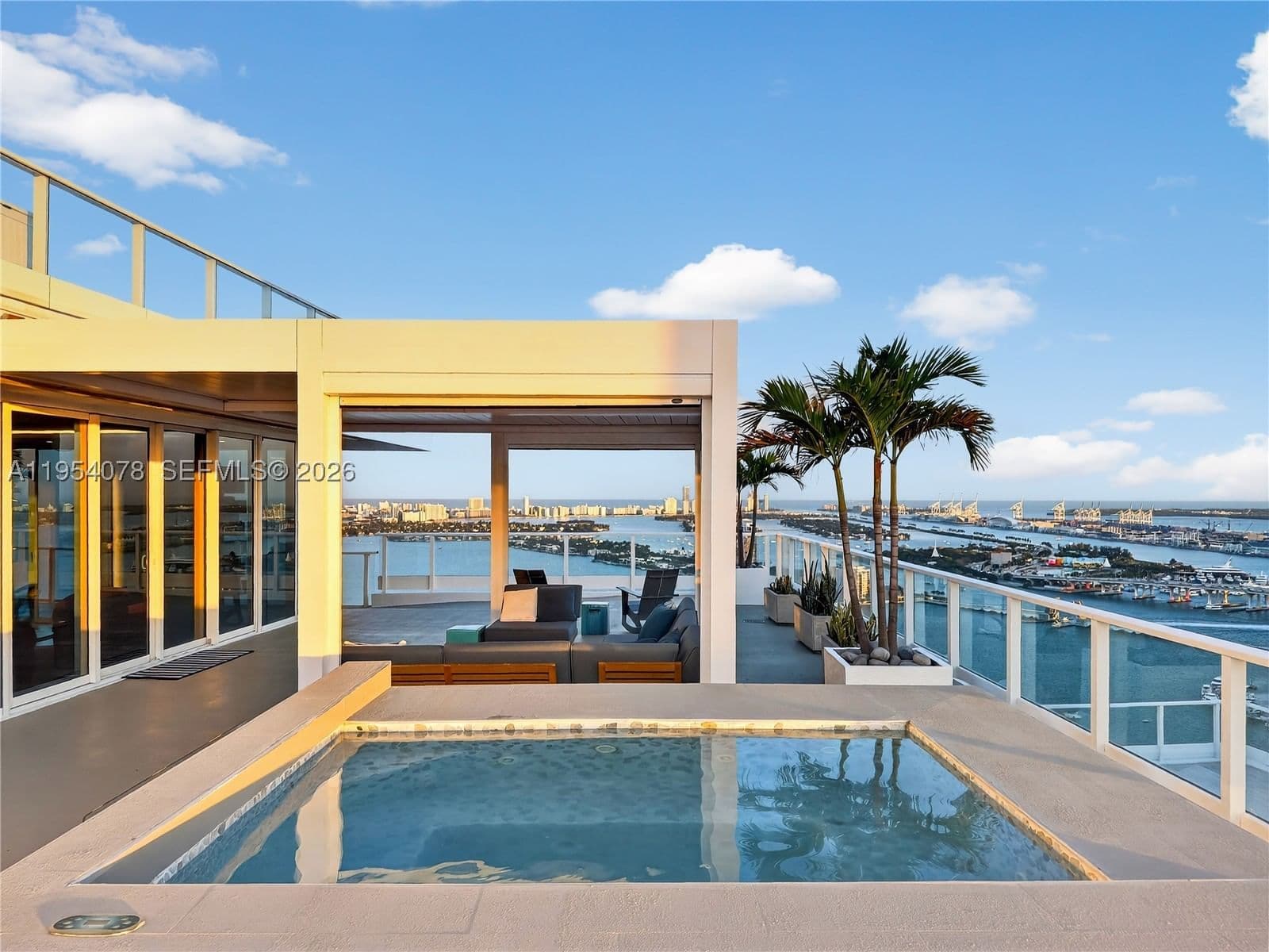 4+1 Condo — 2020 Bayshore Dr #PH-4104, Miami, FL 33137