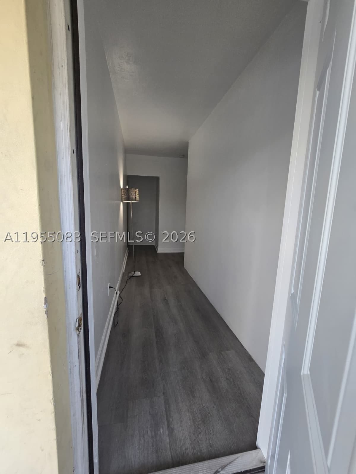 Dubleks — 2729 47th St, Miami, FL 33142