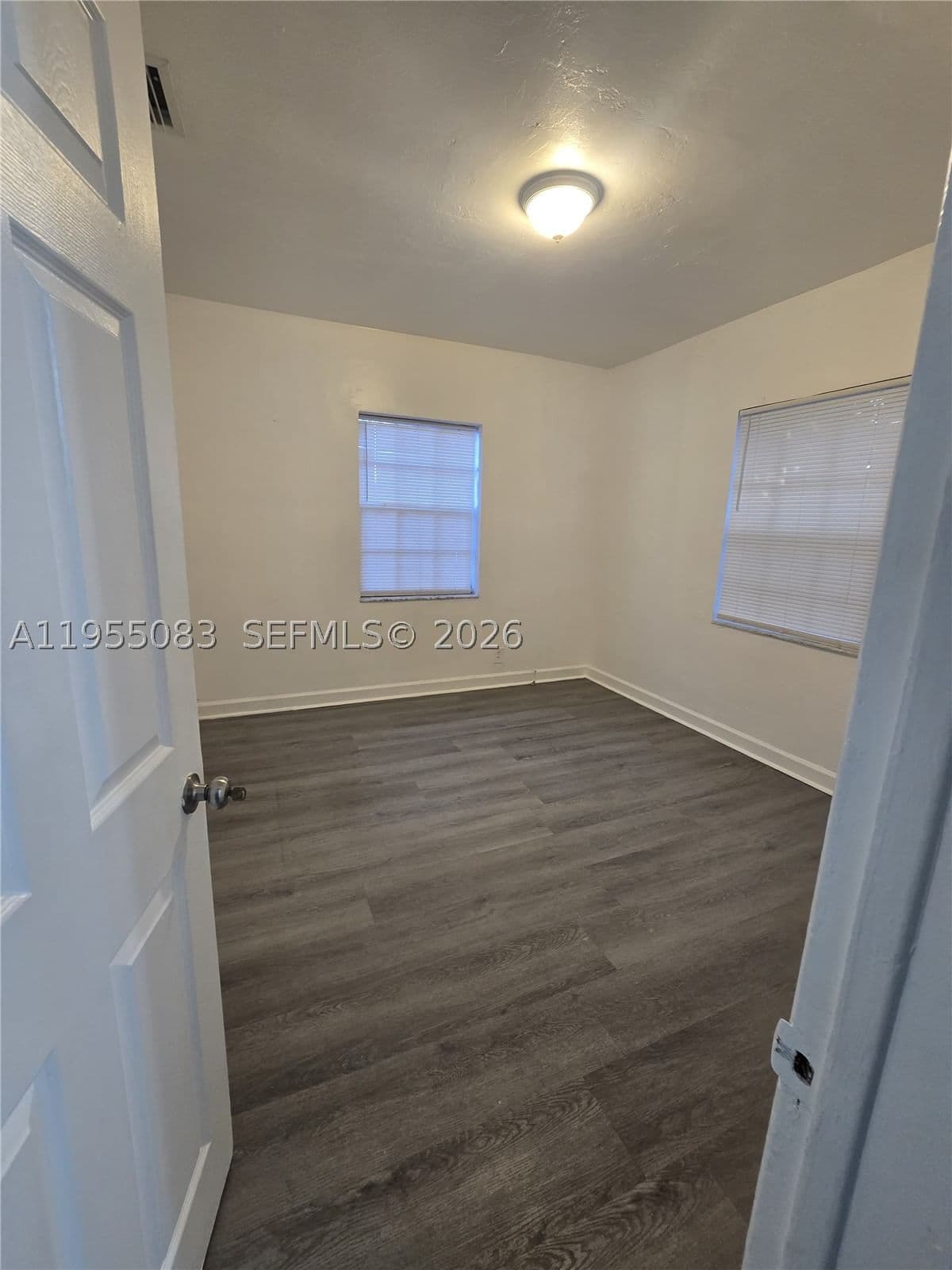Dubleks — 2729 47th St, Miami, FL 33142