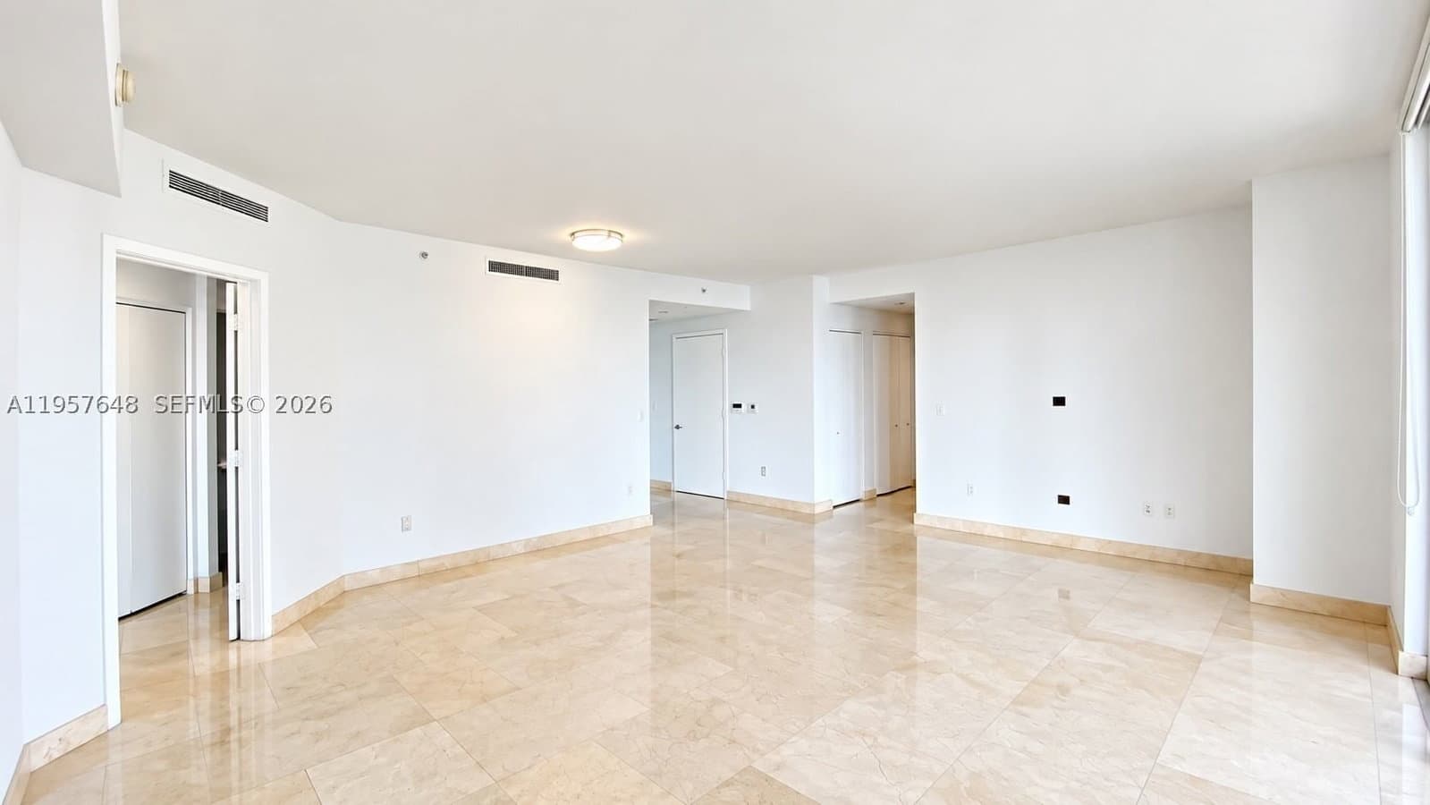 2+1 Condo — 901 Brickell Key Blvd #1603, Miami, FL 33131