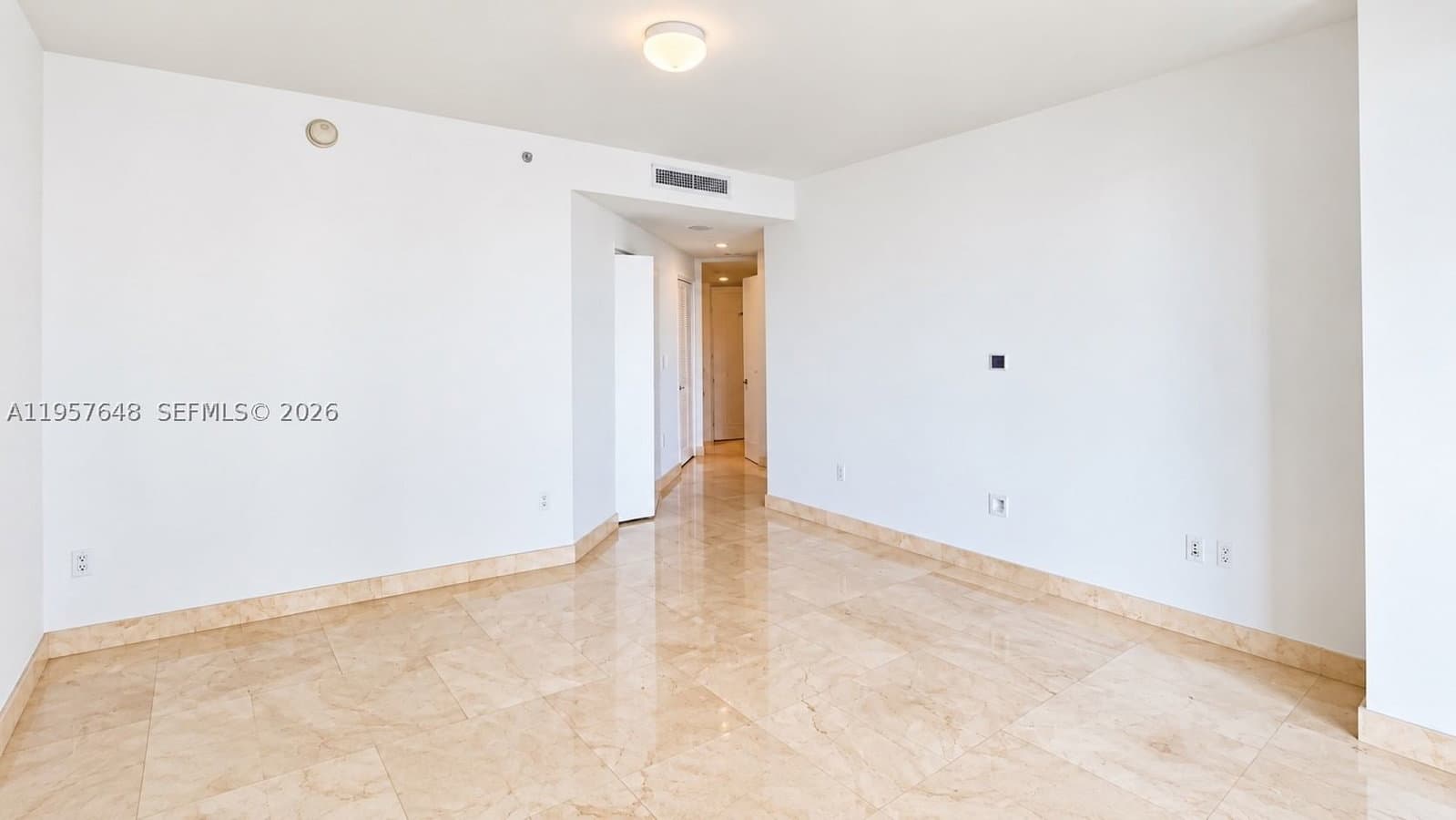 2+1 Condo — 901 Brickell Key Blvd #1603, Miami, FL 33131