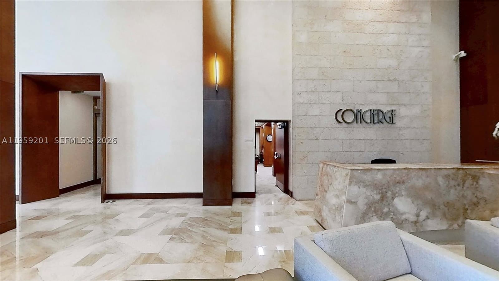 2-bedroom Condo — 31 5th St #2408, Miami, FL 33131
