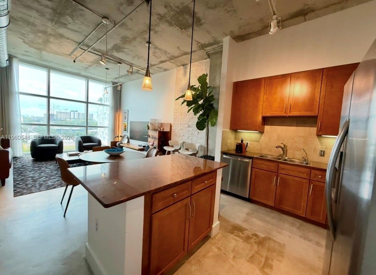 1+1 Condo — 2001 Biscayne Blvd #3608, Miami, FL 33137