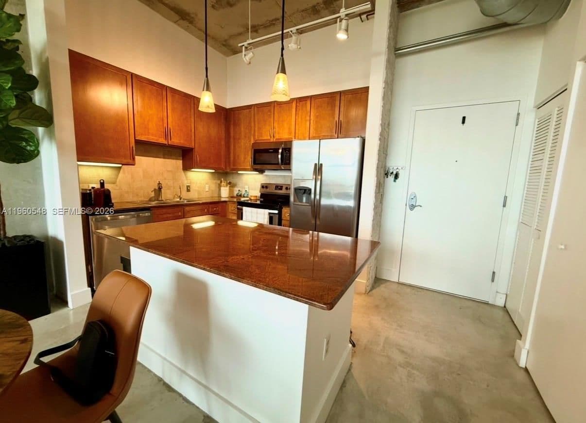1+1 Condo — 2001 Biscayne Blvd #3608, Miami, FL 33137