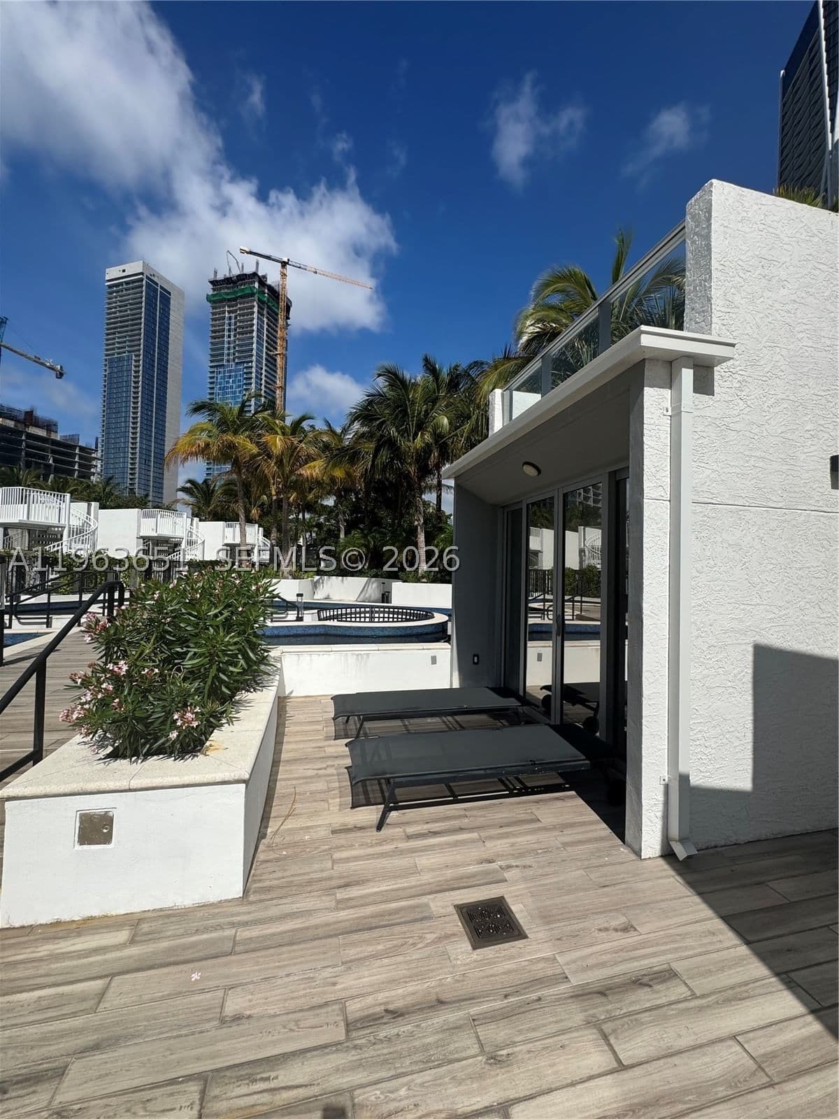 1-bedroom Condo — 851 1st ave #1, Miami, FL 33132