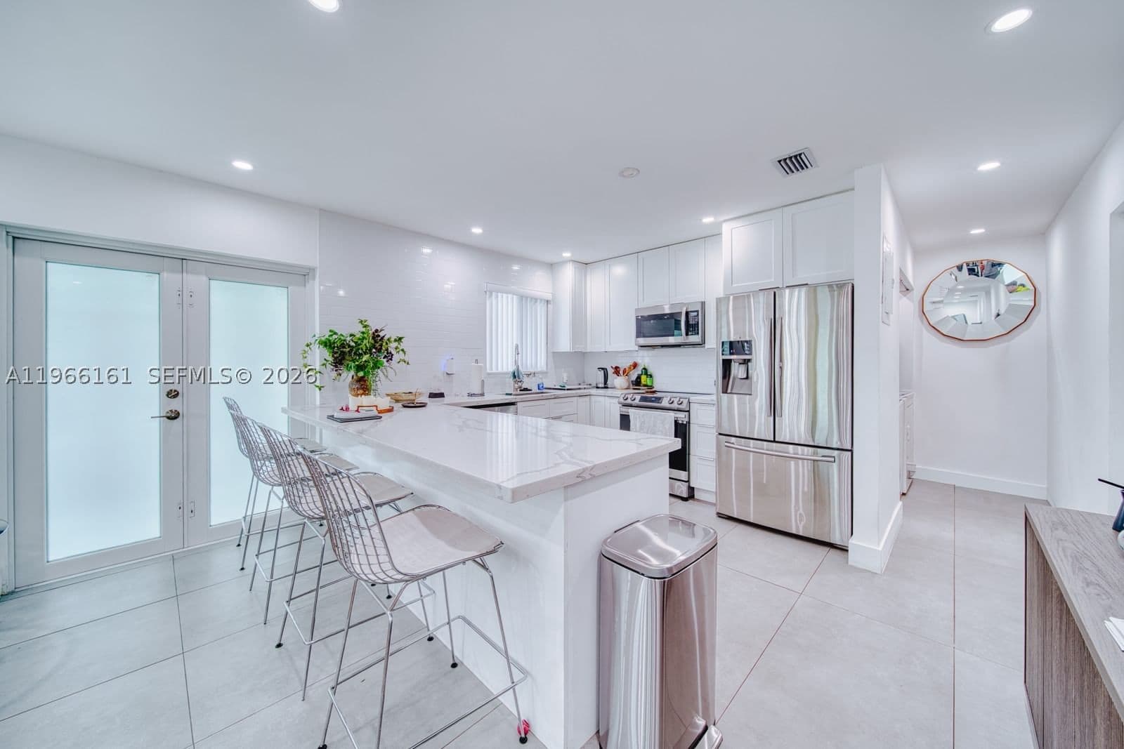 Mülk — 2841 24th Ter, Miami, FL 33145