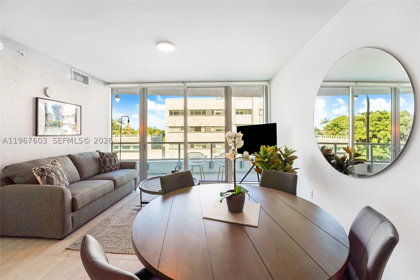 1-bedroom Condo — 3900 Biscayne Blvd #S-218, Miami, FL 33137