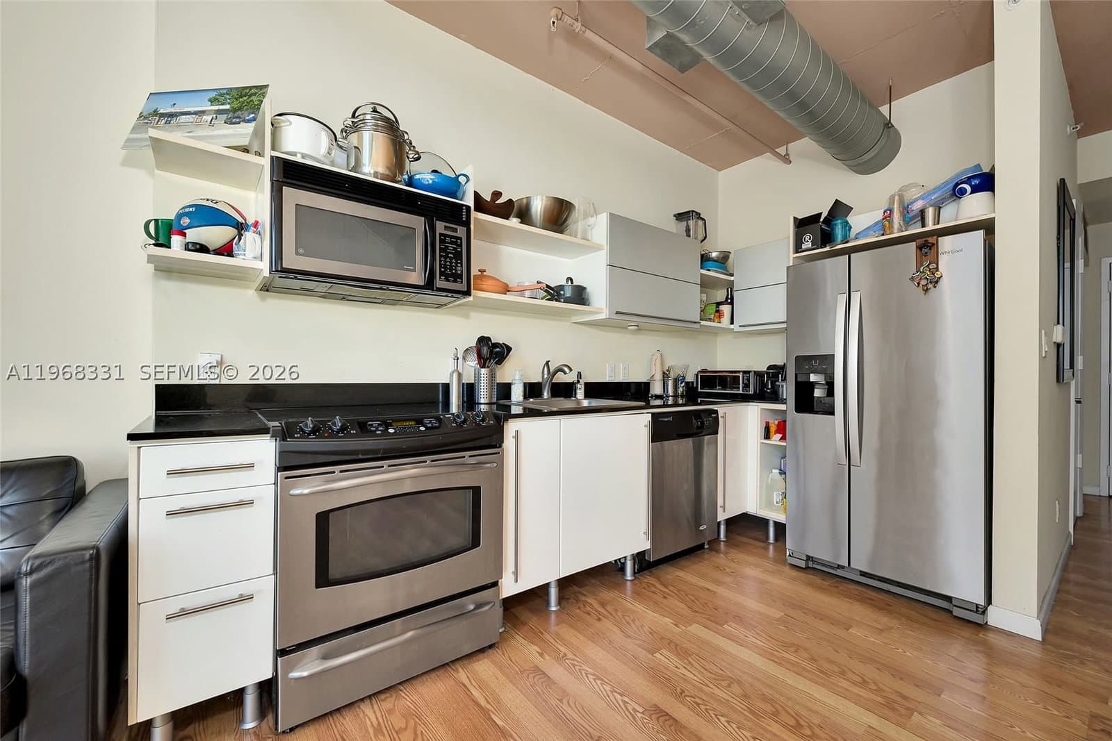 1-bedroom Condo — 690 1st Ct #1504, Miami, FL 33130