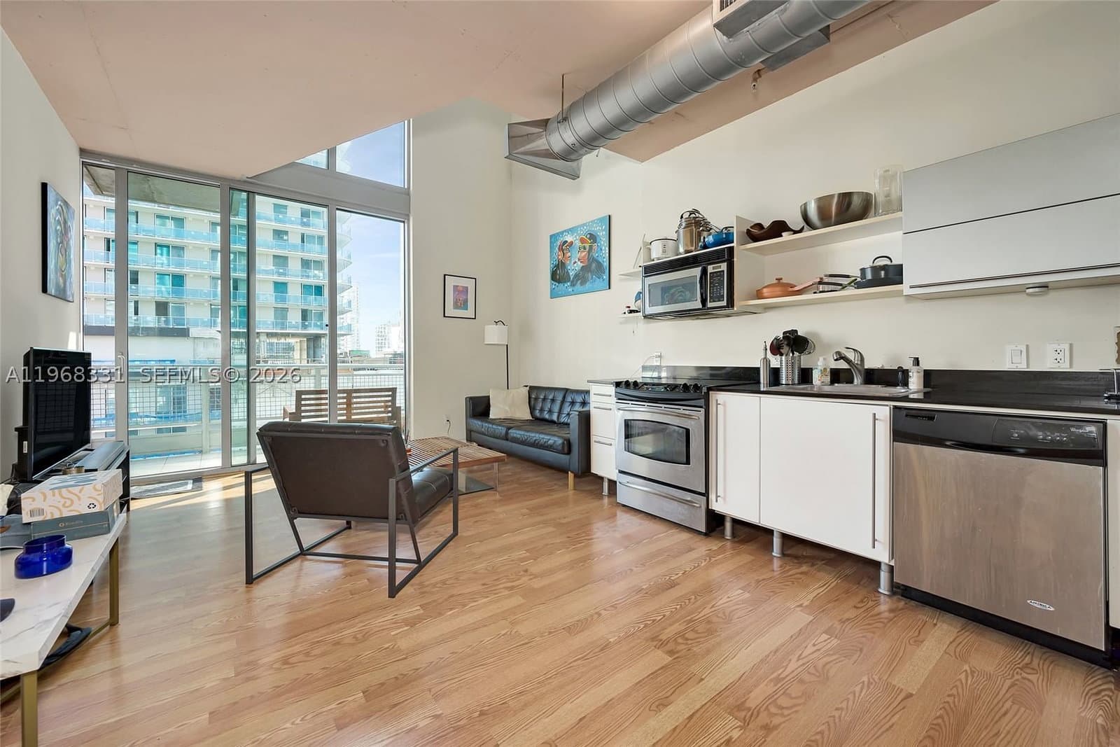 1-bedroom Condo — 690 1st Ct #1504, Miami, FL 33130