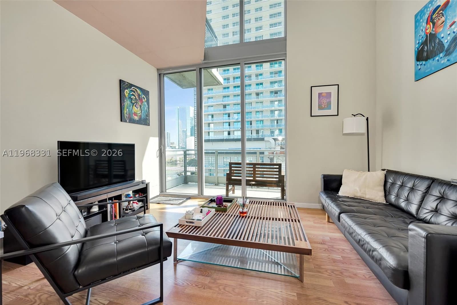 1-bedroom Condo — 690 1st Ct #1504, Miami, FL 33130