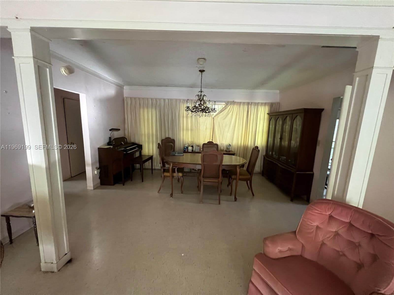2-bedroom Single-Family Home — 812 Columbus Blvd, Coral Gables, FL 33134
