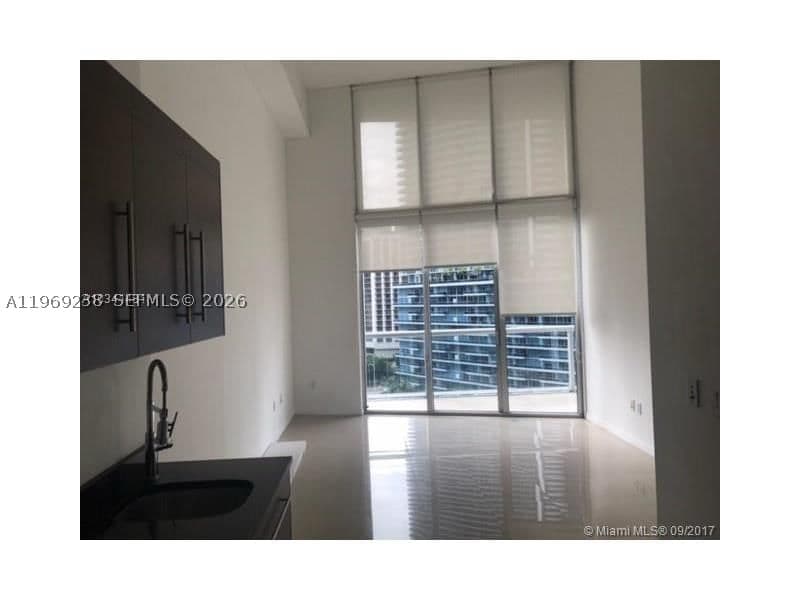 1+1 Condo — 465 Brickell #1504, Miami, FL 33131
