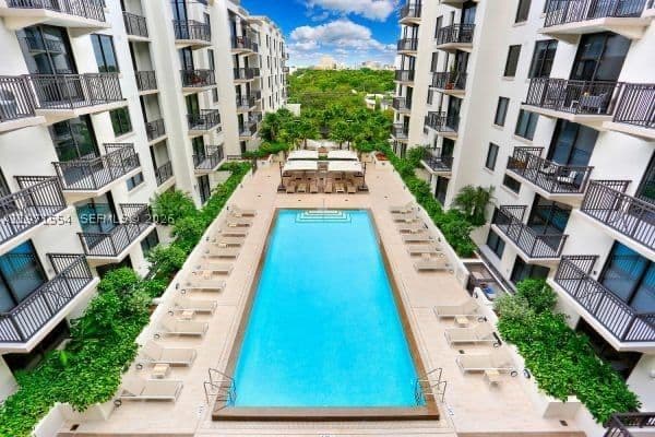 1-bedroom Condo — 301 Altara Ave #805, Coral Gables, FL 33146