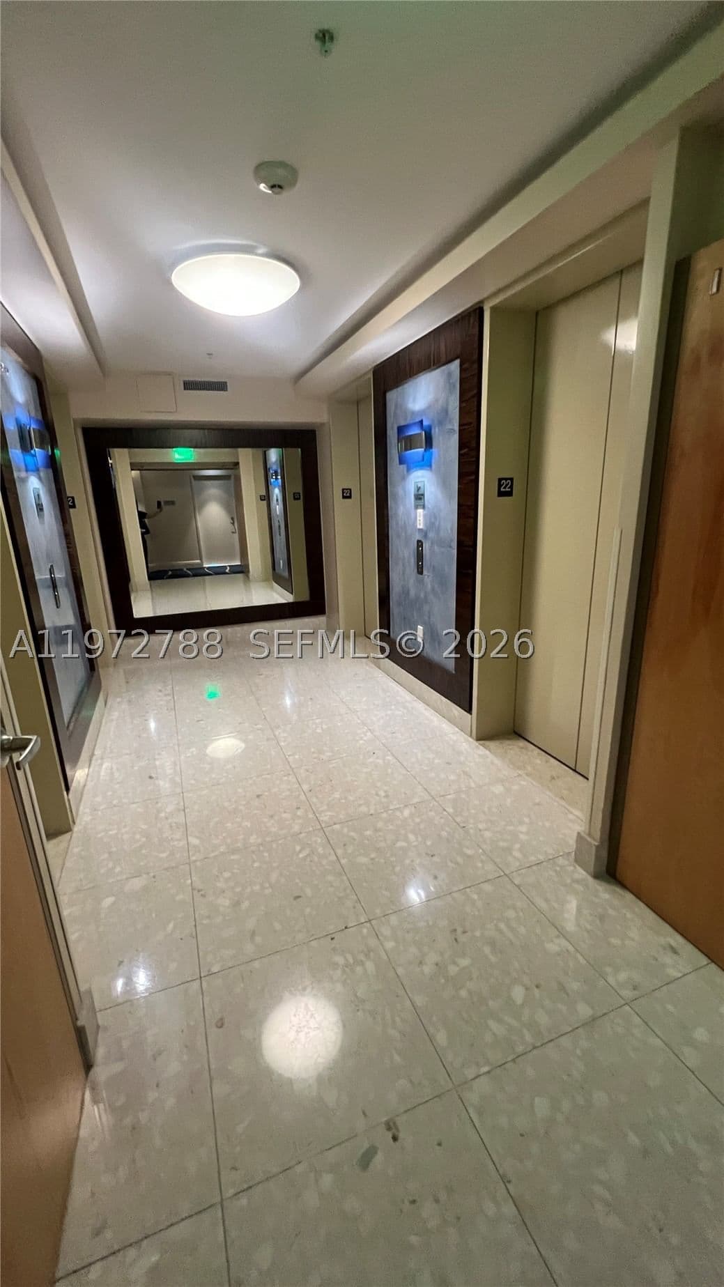 2+1 Condo — 185 7th St #2202, Miami, FL 33130