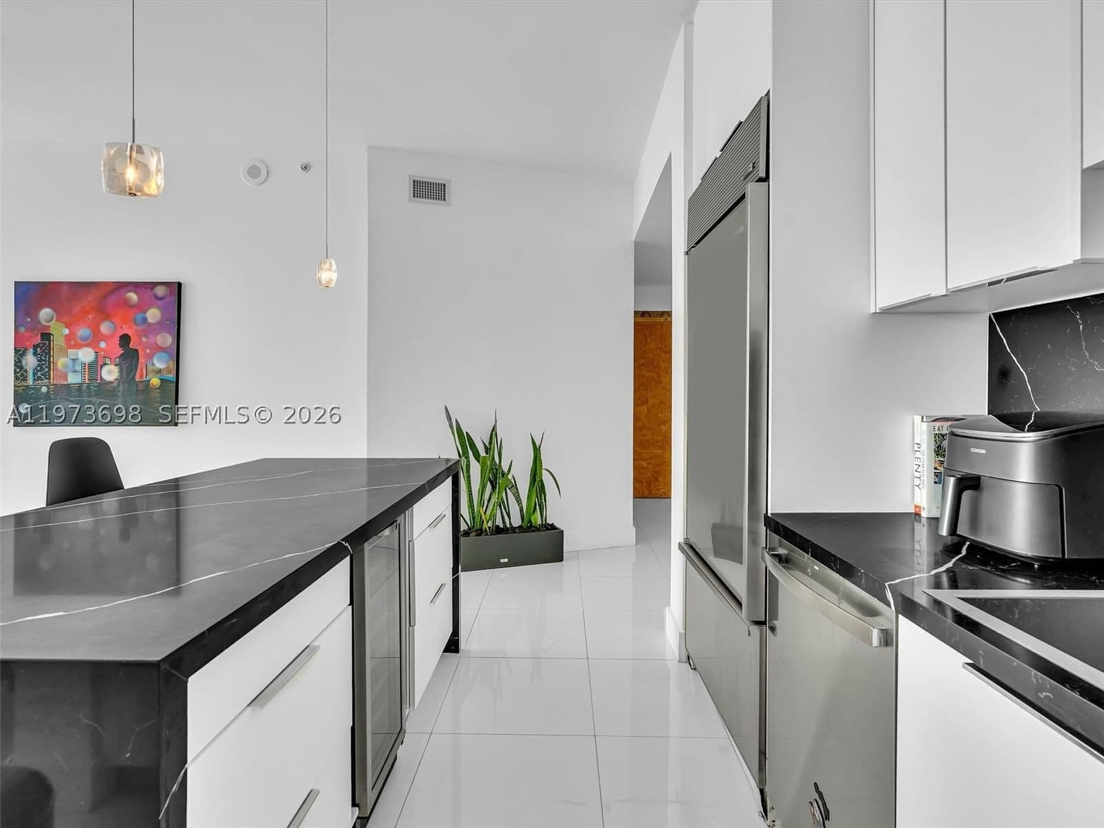 3-bedroom Condo — 2020 Bayshore Dr #3303, Miami, FL 33137