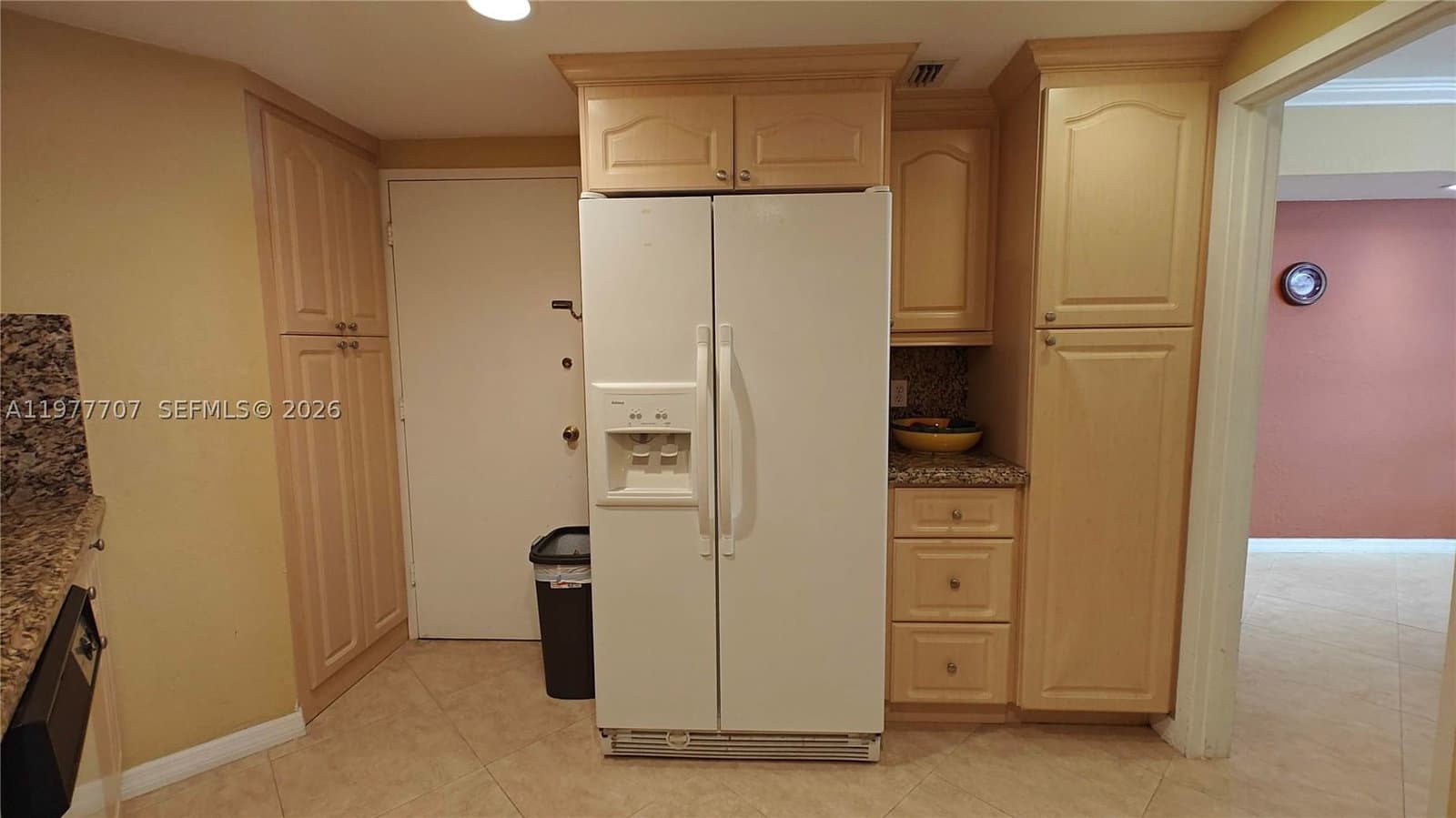 2+1 Condo — 825 Brickell Bay Dr #841, Miami, FL 33131