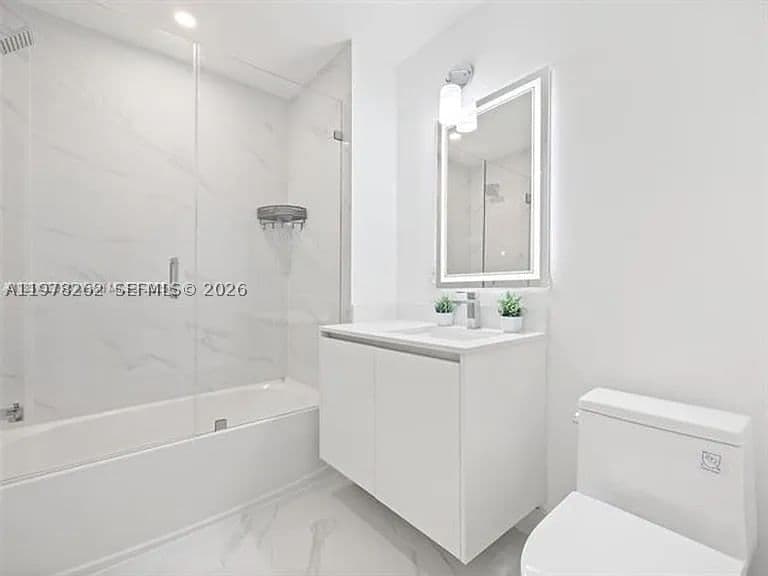 2+1 Condo — 700 24TH ST #606, Miami, FL 33137