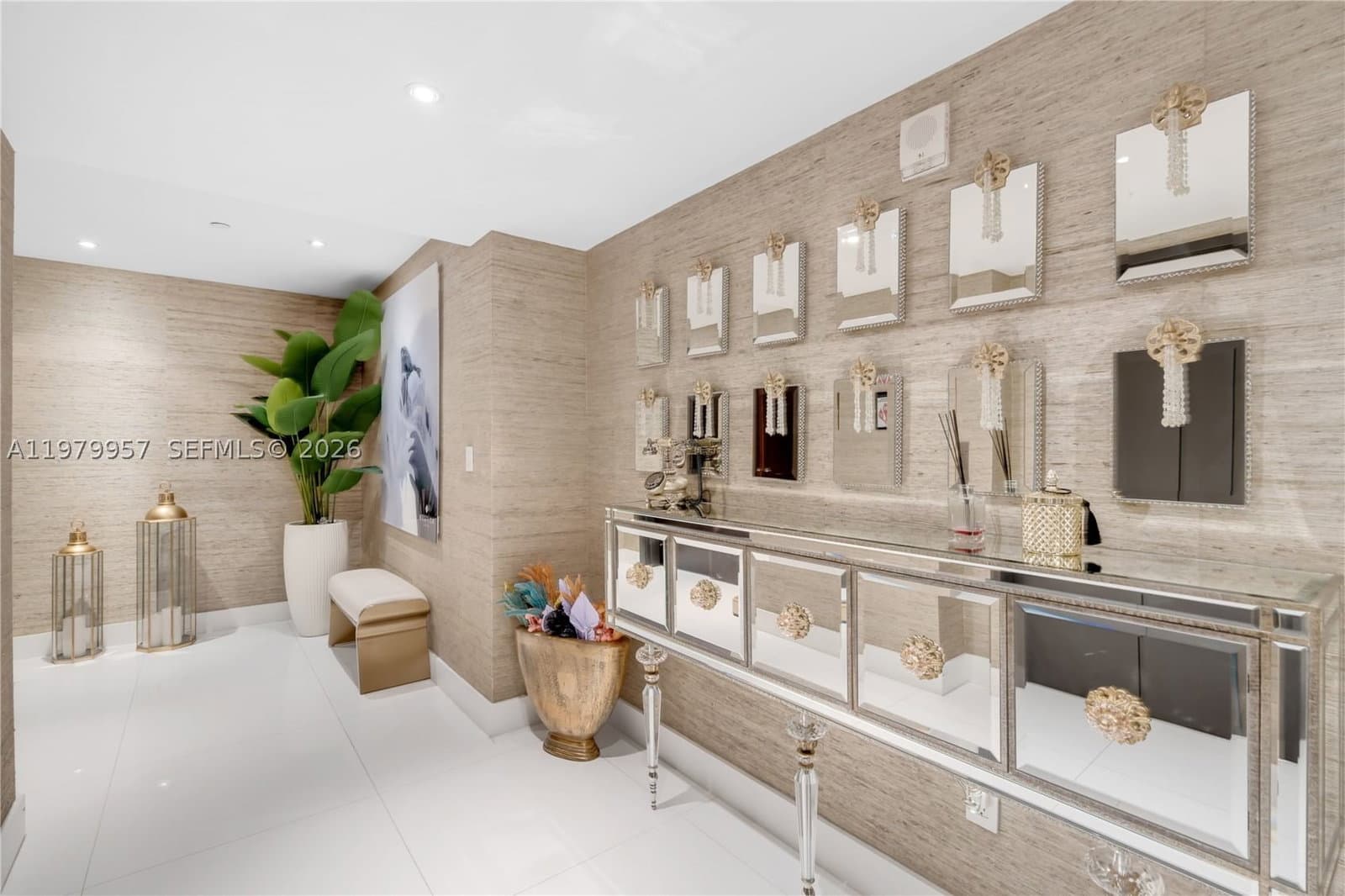 3+1 Condo — 900 Biscayne Blvd #PH6109, Miami, FL 33132