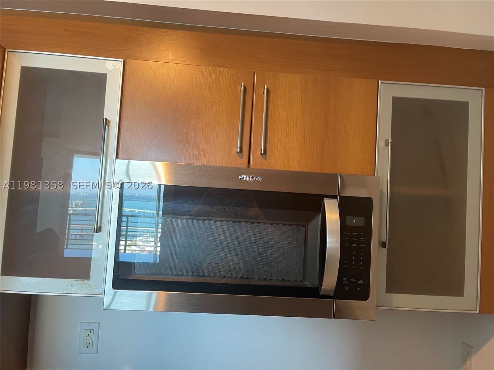 1+1 Condo — 335 Biscayne Blvd #3610, Miami, FL 33131