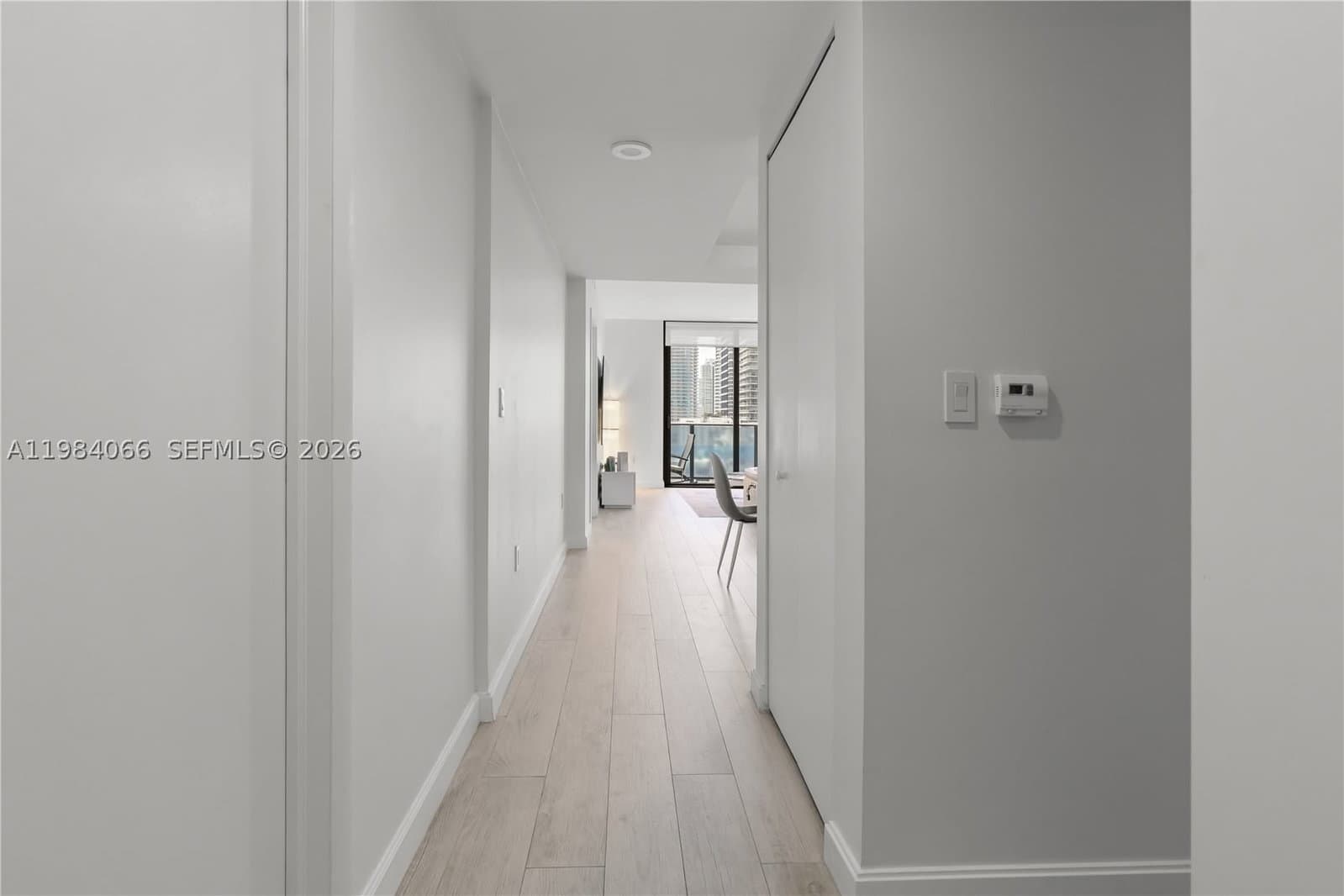 2-bedroom Condo — 45 9th St #1405, Miami, FL 33130