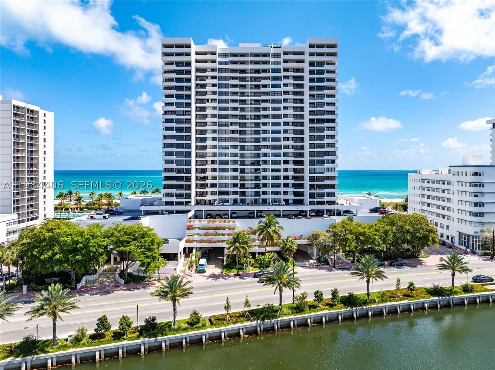 2+1 Condo — 2555 Collins Ave #2402, Miami Beach, FL 33140