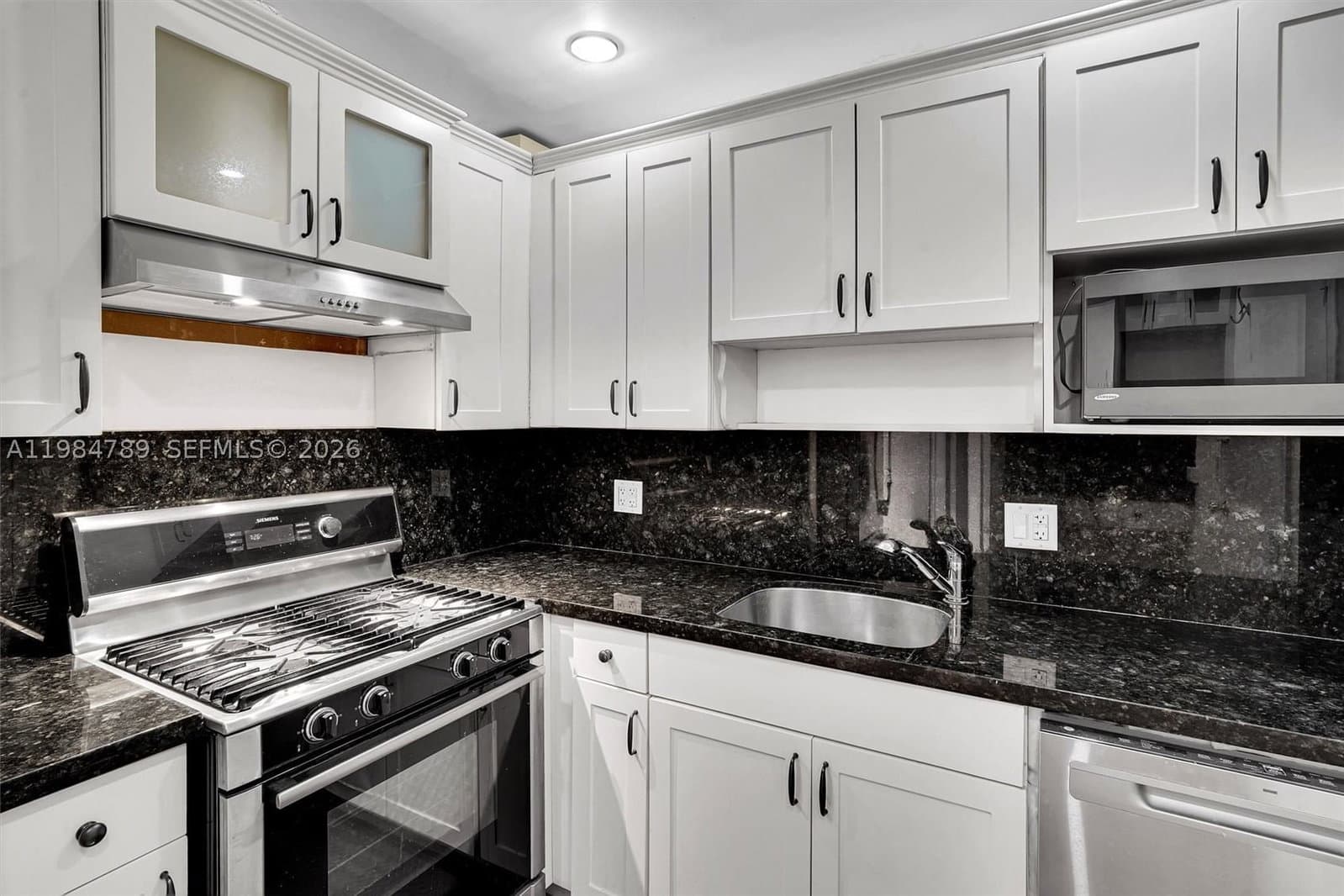 1+1 Condo — Coral Gables, FL 33134