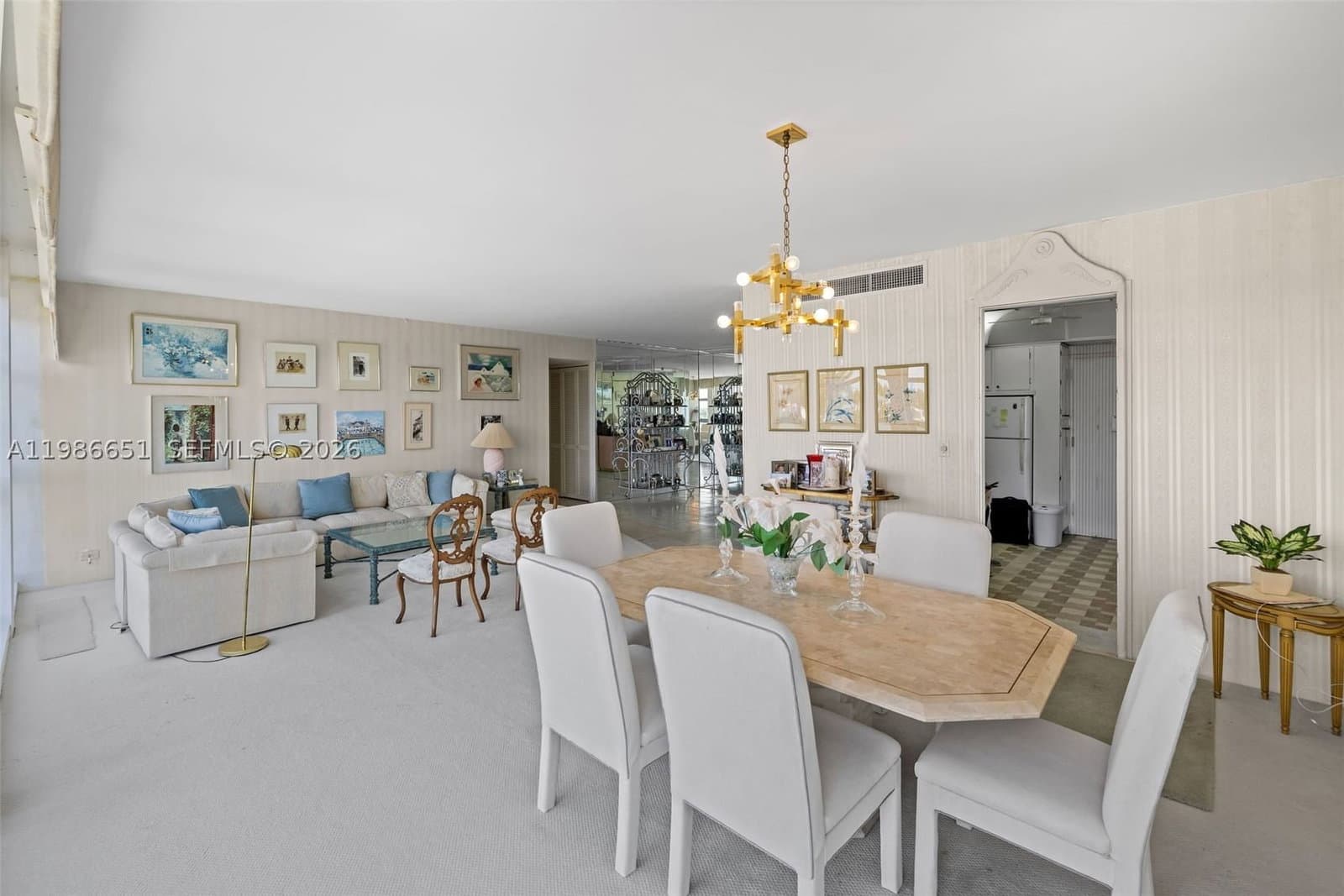 2-bedroom Condo — 5055 Collins Ave #5M, Miami Beach, FL 33140
