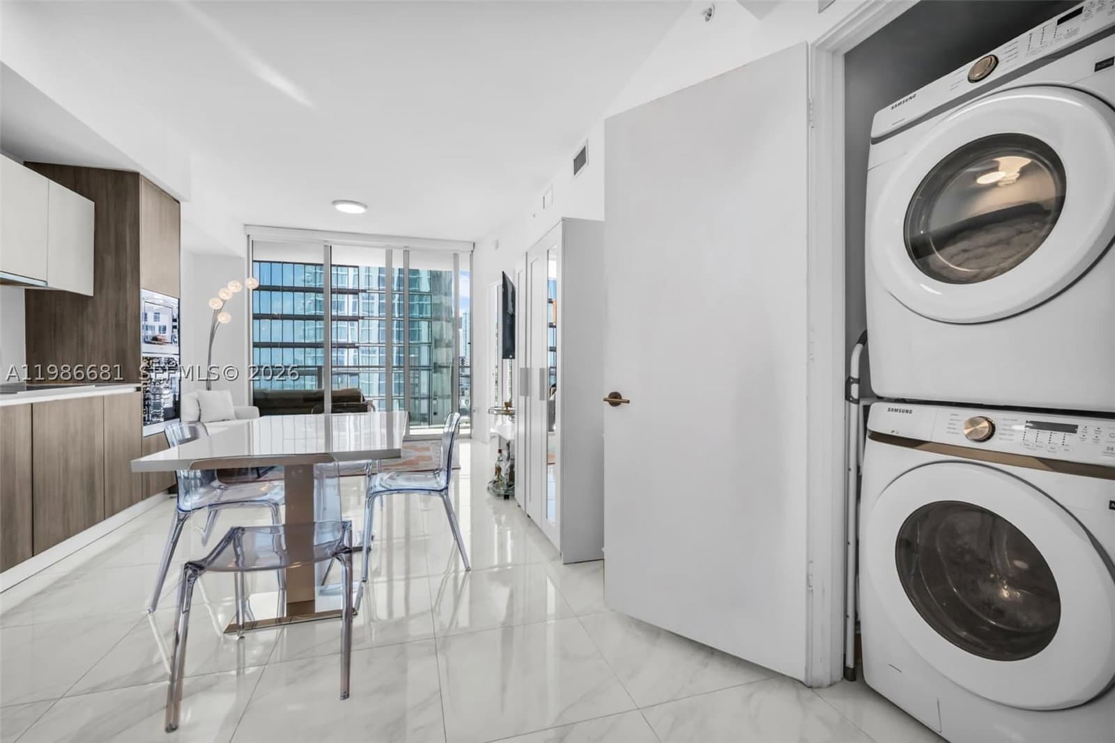 1+1 Condo — 2900 7th Ave #1408, Miami, FL 33137
