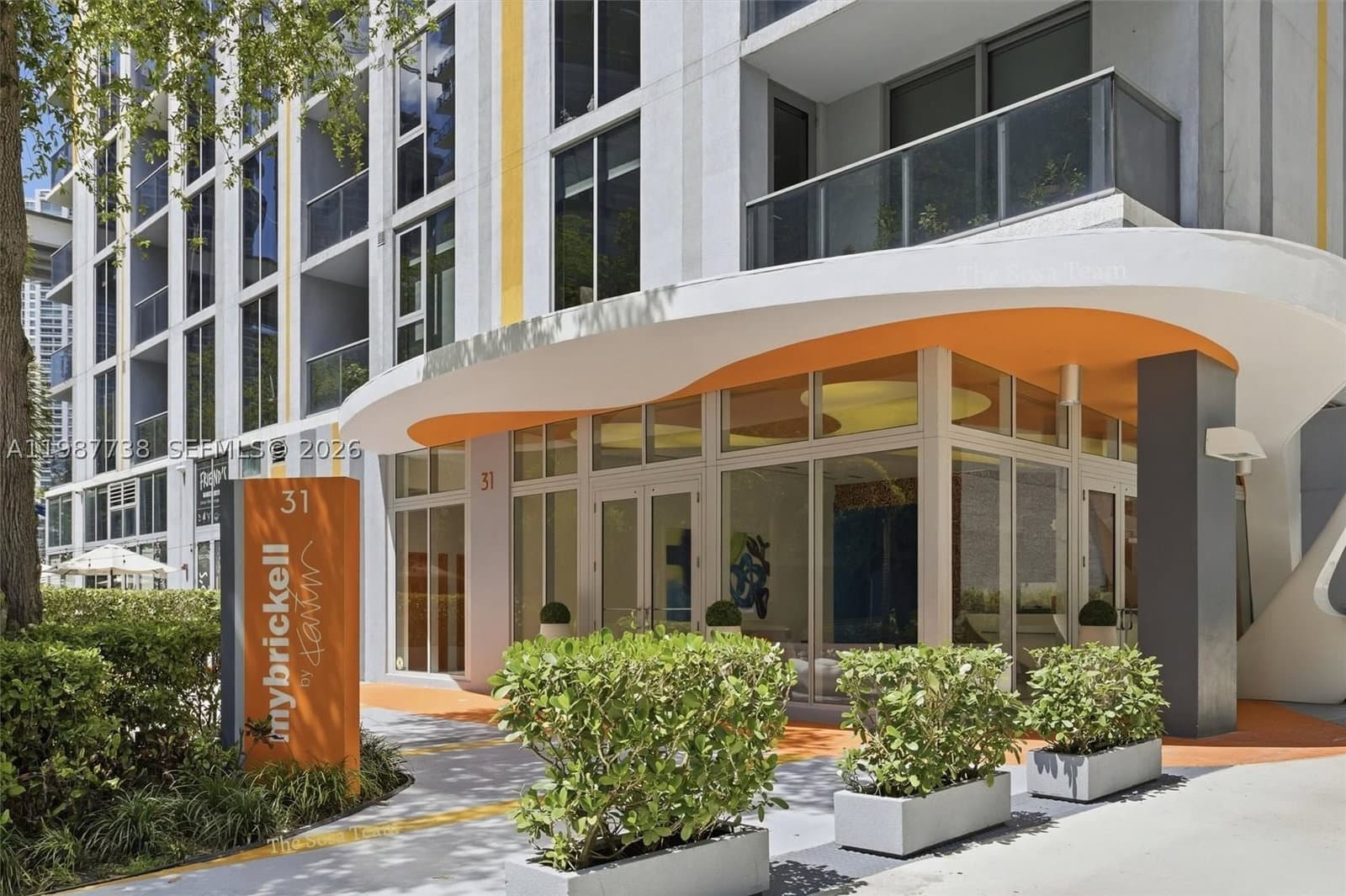 1+1 Condo — 31 6th St #2504, Miami, FL 33131