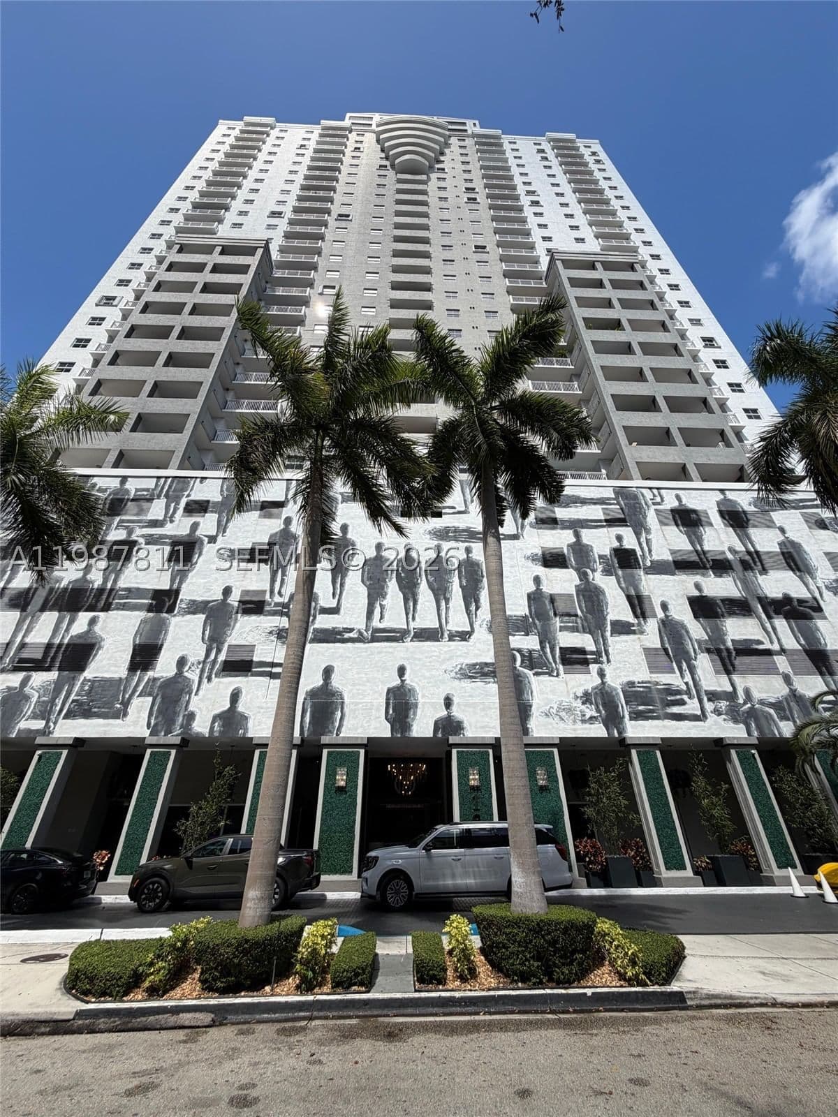 1+1 Condo — 185 14th Ter #2701, Miami, FL 33131