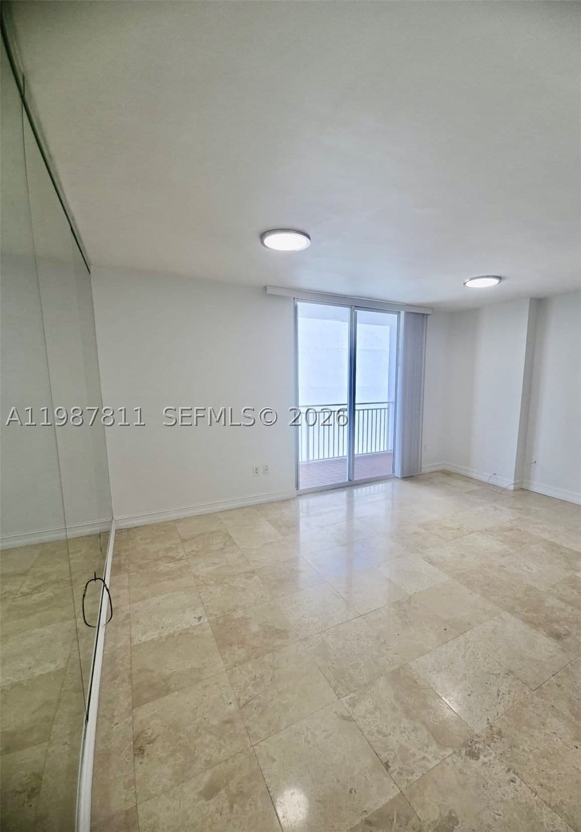 1+1 Condo — 185 14th Ter #2701, Miami, FL 33131