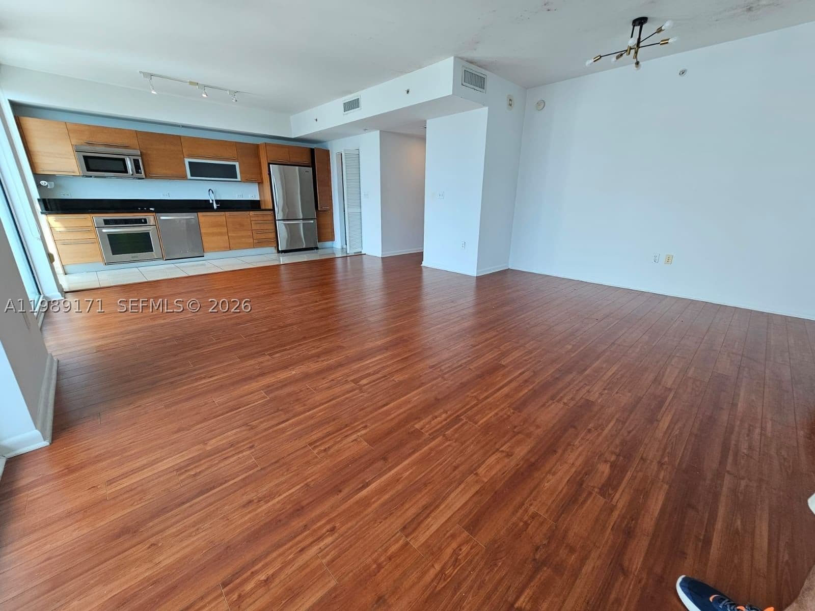 Condo — 244 Biscayne Blvd #3707, Miami, FL 33132