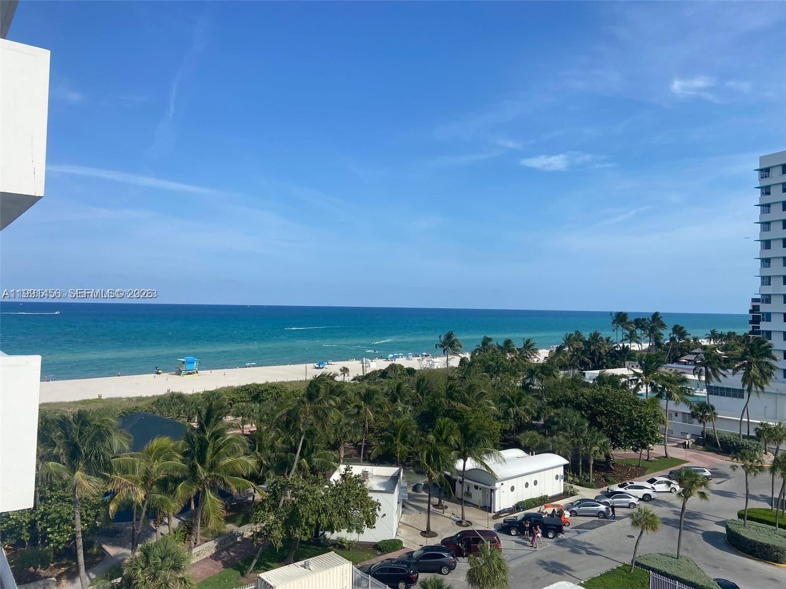 1+1 Condo — 5313 Collins Ave #704, Miami Beach, FL 33140