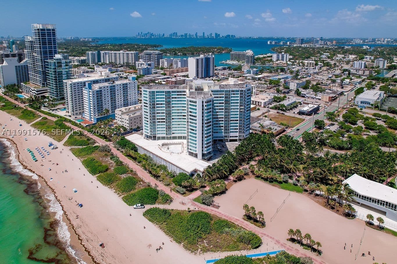 2+1 Condo — 7135 Collins Ave #625, Miami Beach, FL 33141