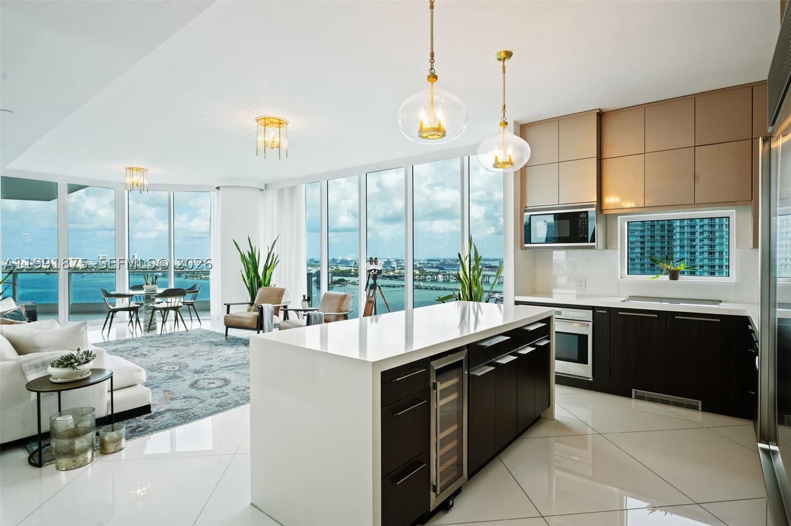 3-bedroom Condo — 2020 Bayshore Dr #2502, Miami, FL 33137