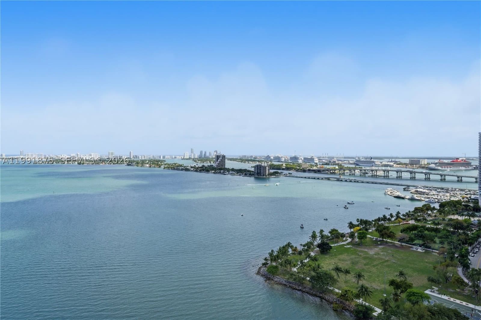 3-bedroom Condo — 2020 Bayshore Dr #2502, Miami, FL 33137