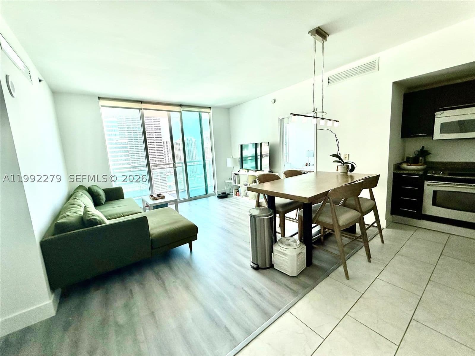 2-bedroom Condo — 950 Brickell Bay Dr #2706, Miami, FL 33131