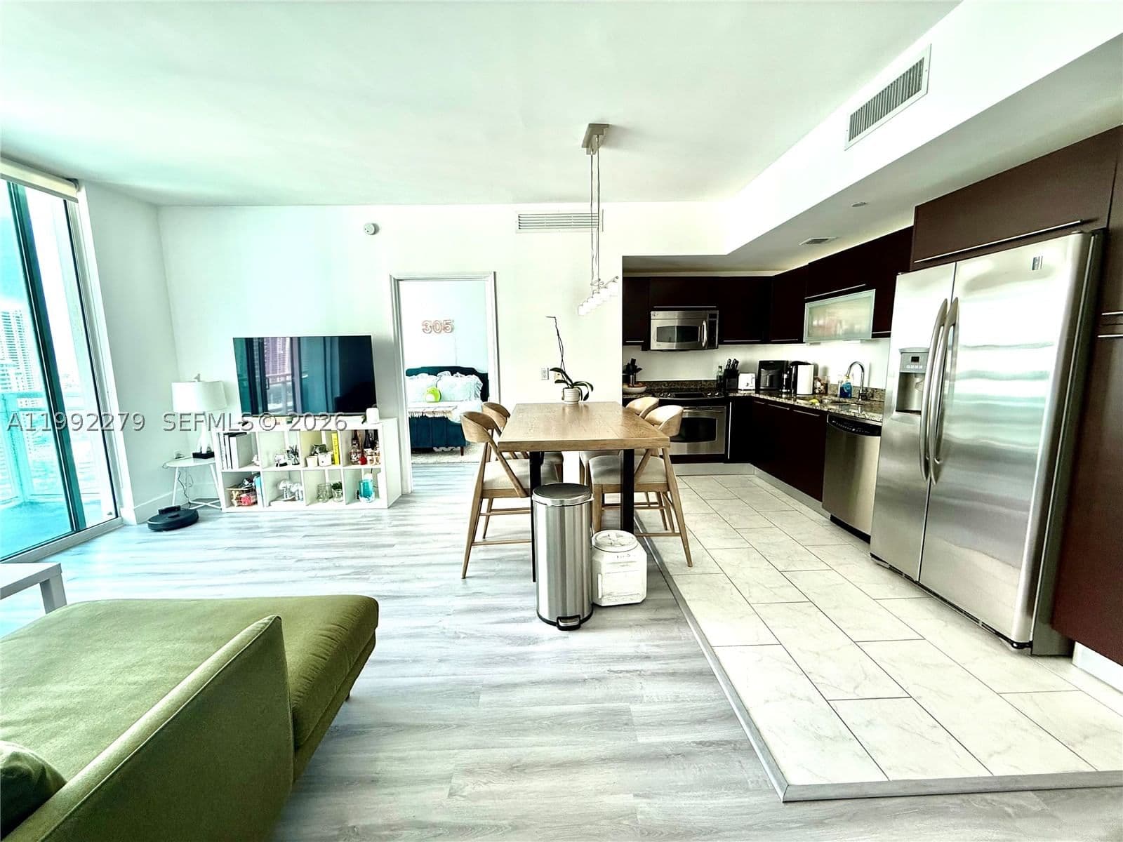 2-bedroom Condo — 950 Brickell Bay Dr #2706, Miami, FL 33131