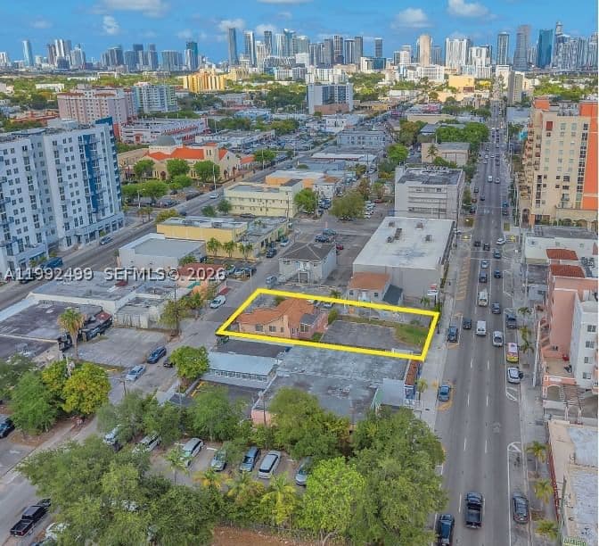 Property — 1437 1st St, Miami, FL 33135
