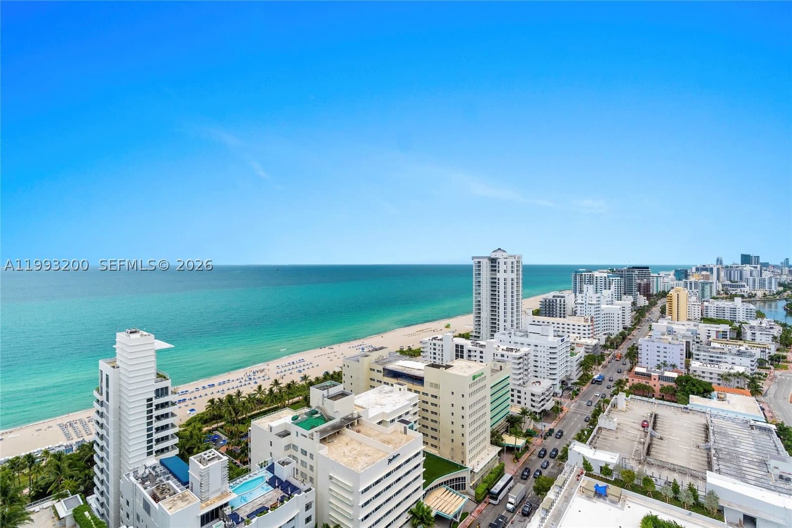 1+1 Condo — 4401 Collins Ave #2612, Miami Beach, FL 33140