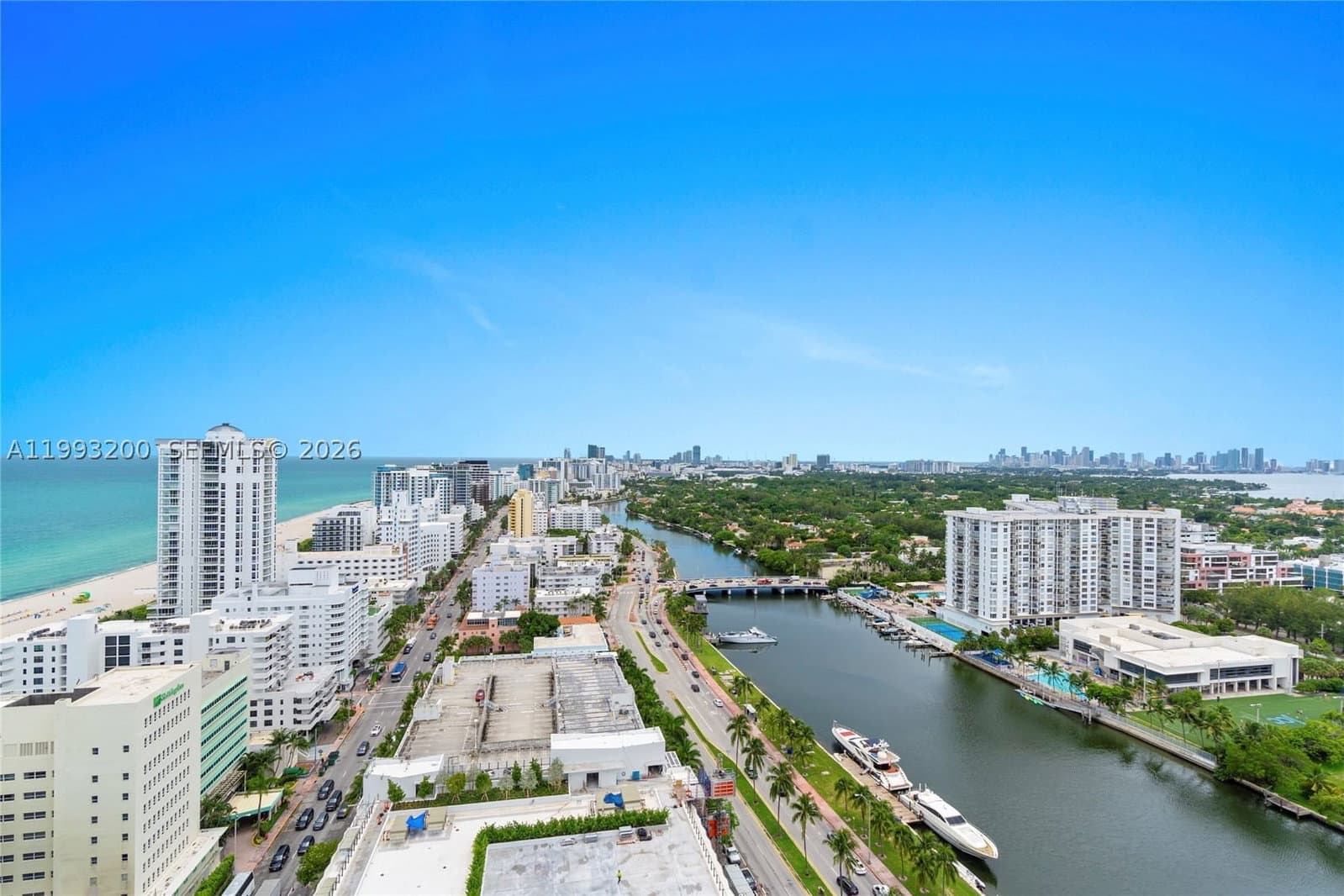 1+1 Condo — 4401 Collins Ave #2612, Miami Beach, FL 33140